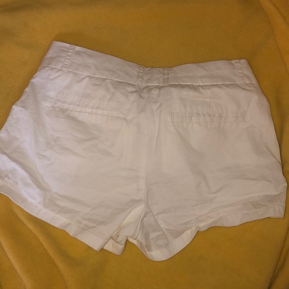 J. CREW white chino shorts - Picture 2 of 3